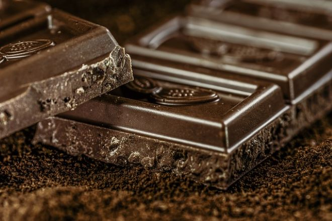 Havi 3 tábla csoki csökkentheti a szívbetegségek kockázatát - Dívány
