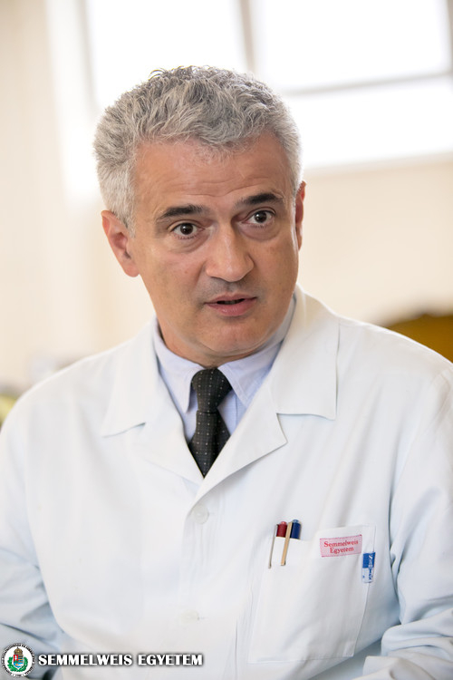 dr. Takács István. A Semmelweis Egyetem Belgyógyászati és Onkológiai Klinikájának igazgatója